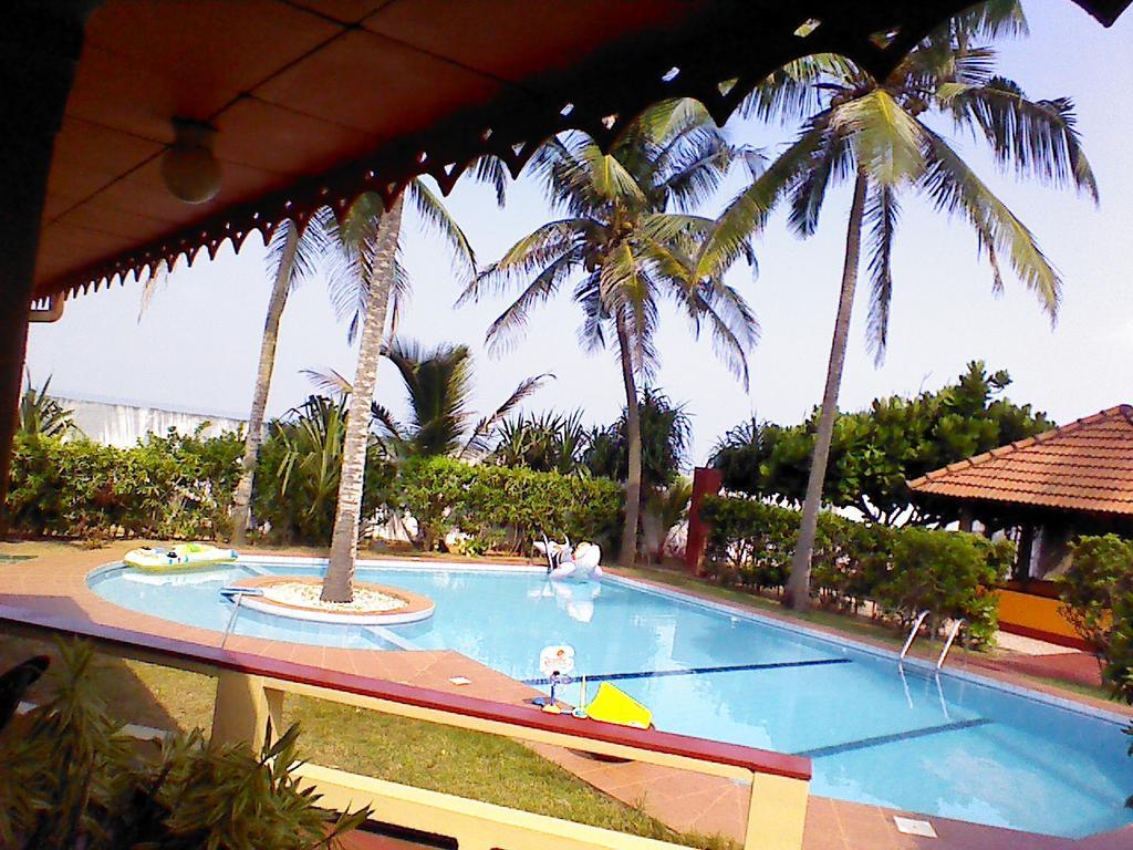 Villa Sea Breeze Kepungoda Exterior foto