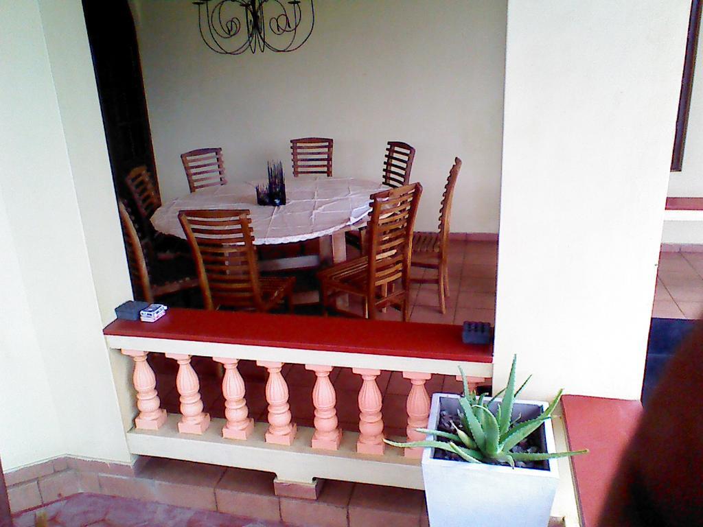 Villa Sea Breeze Kepungoda Exterior foto